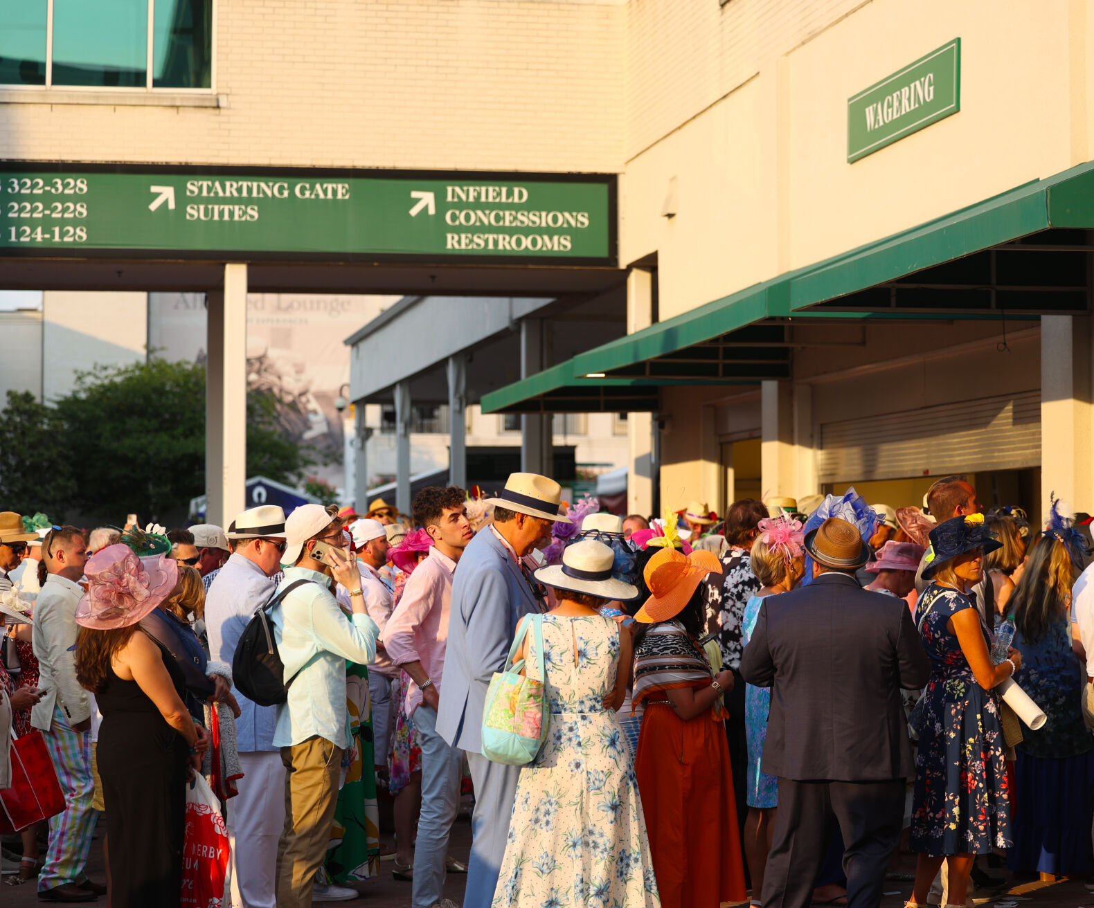 People wait for winnings after Kentucky Derby 150.JPG